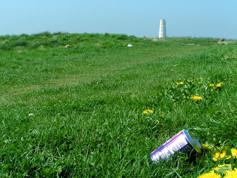 Litter in the wrong place, Leasowe Lighthouse
